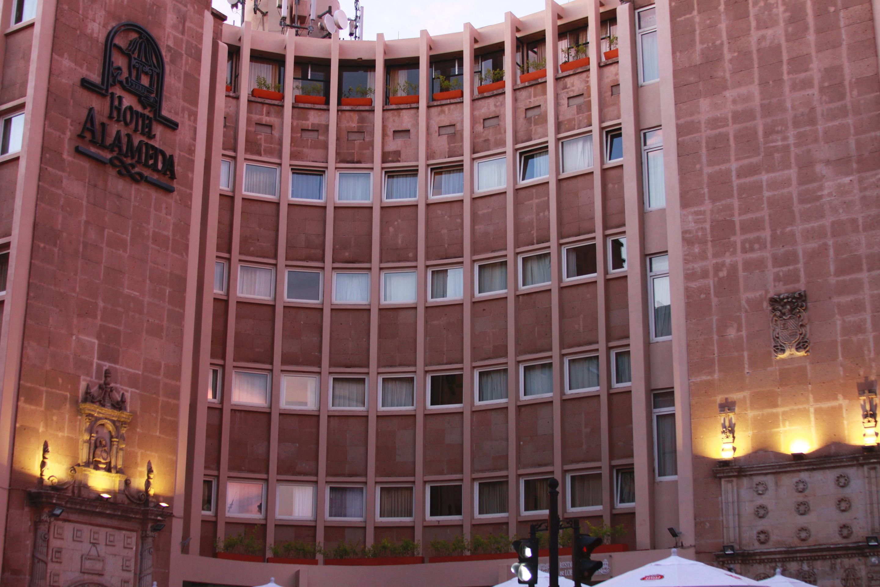 Hotel Alameda Centro Historico 모렐리아 외부 사진