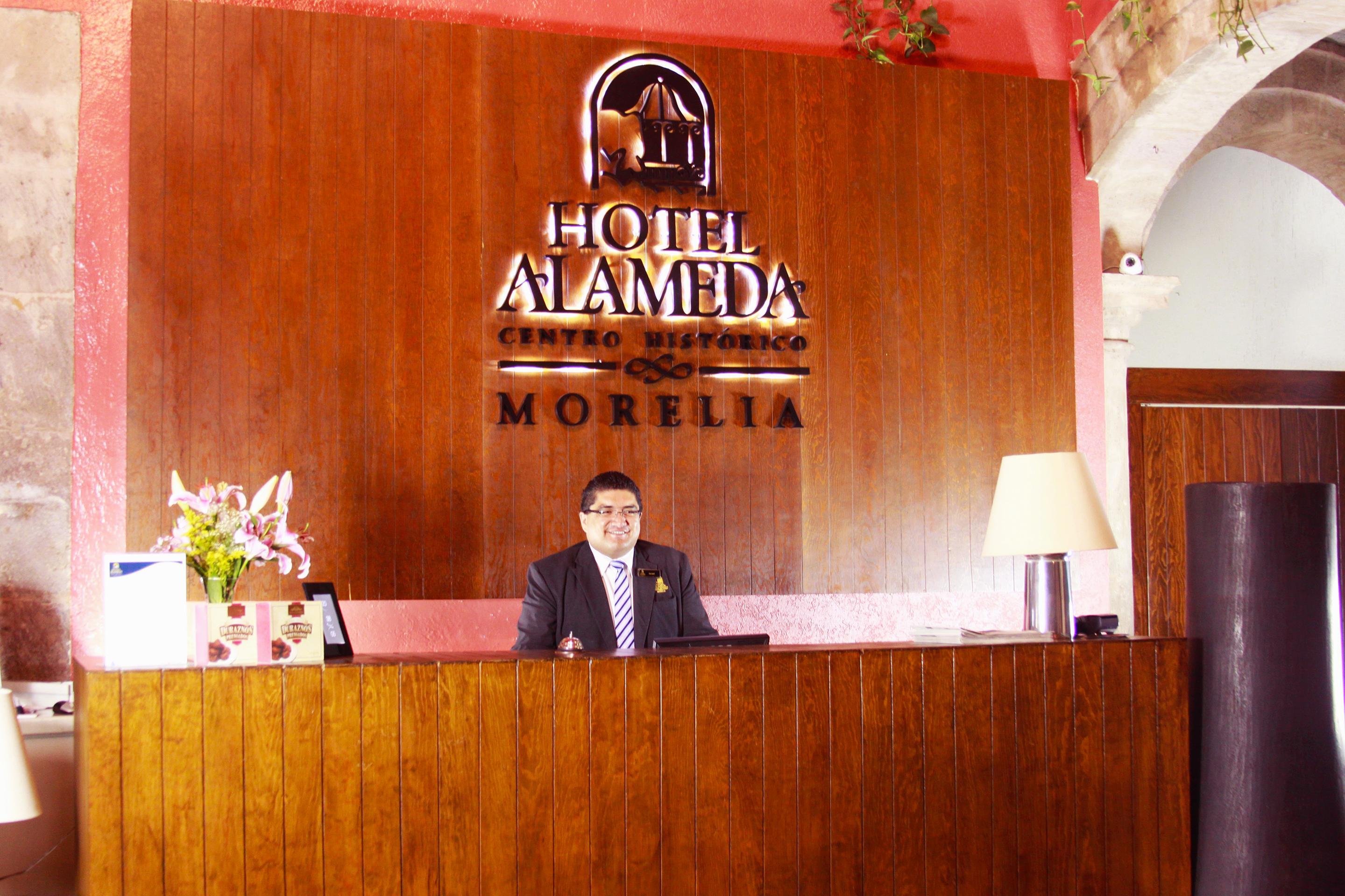 Hotel Alameda Centro Historico 모렐리아 외부 사진